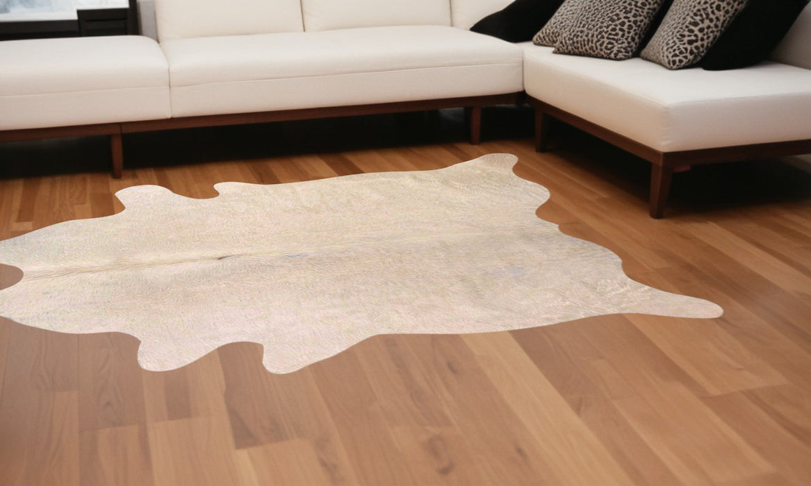 6' X 7' Natural Cowhide Area Rug