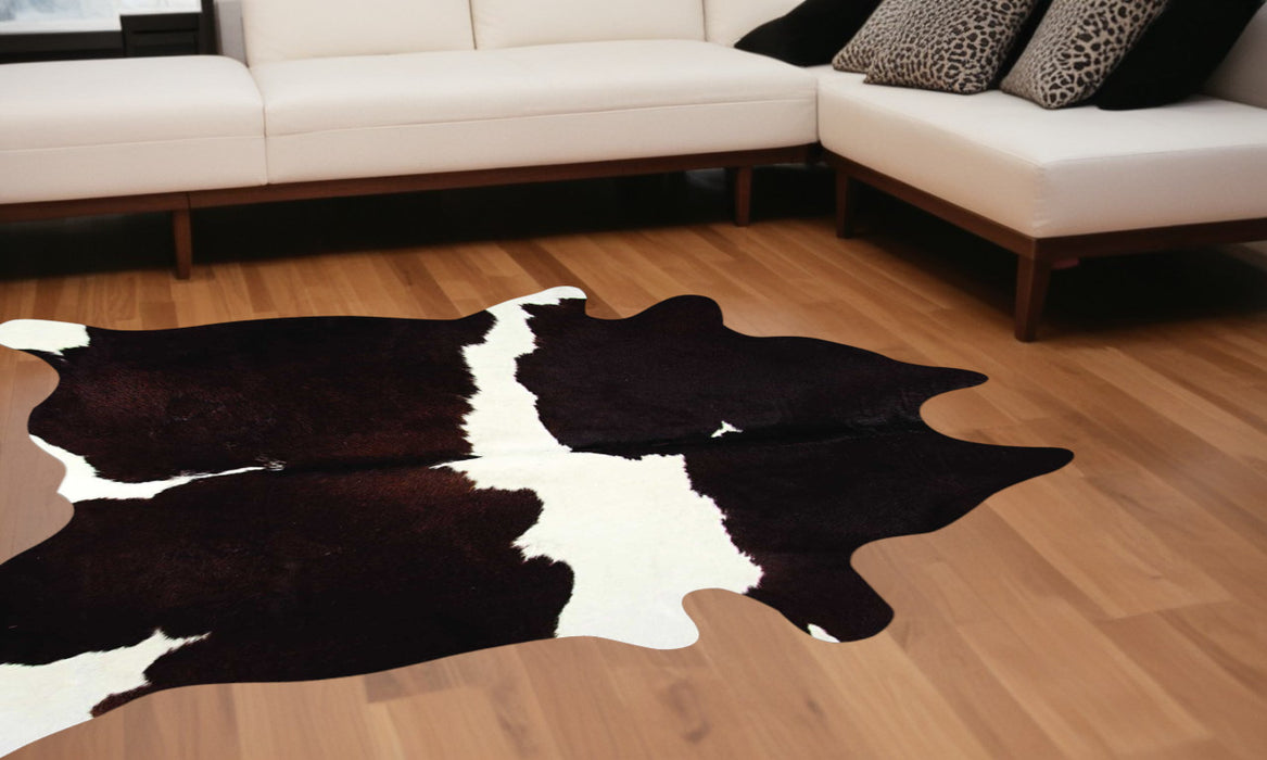 6' X 7' Black Cowhide Handmade Area Rug