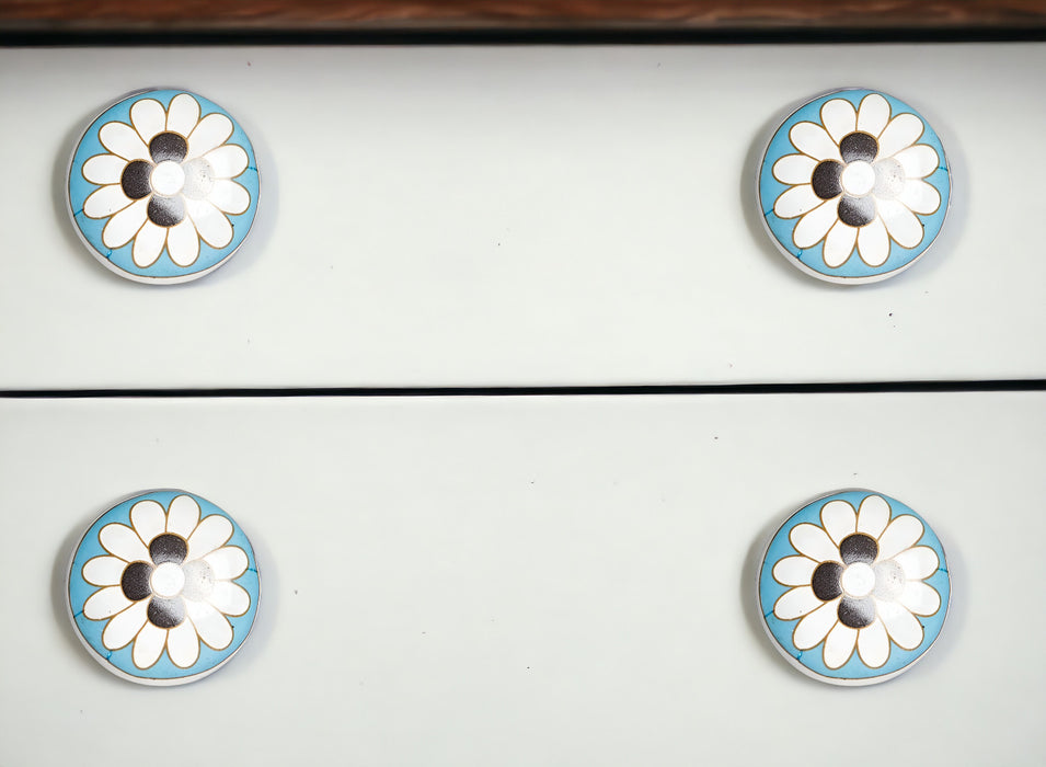 1.5" X 1.5" X 1.5" White Teal And Gold  Knobs 12 Pack