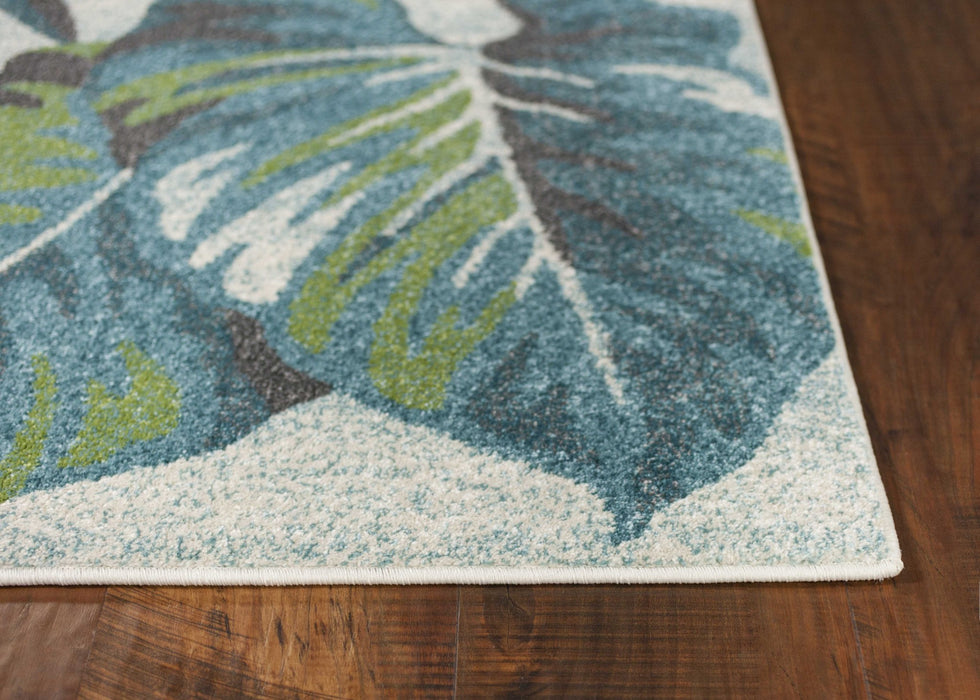 9' X 13'  Polypropylene Teal Or  Green Area Rug