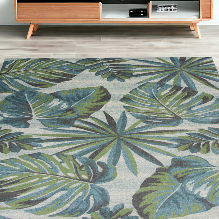 9' X 13'  Polypropylene Teal Or  Green Area Rug