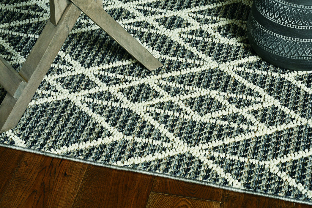 2' X 8' Grey Geometric Lines Runner Rug