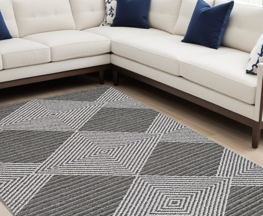 4' X 6' Gray and Ivory Geometric Area Rug