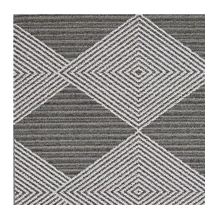 4' X 6' Gray and Ivory Geometric Area Rug