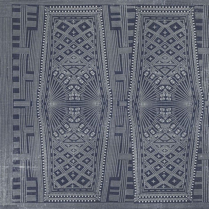 4' X 6' Blue and Ivory Area Rug