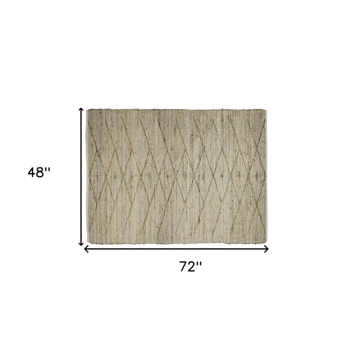 4' X 6' Beige Area Rug