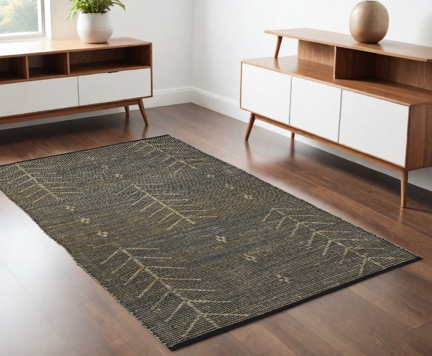 4' X 6' Beige Area Rug