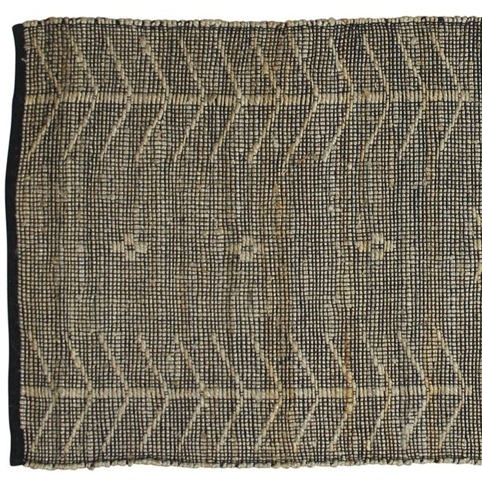 4' X 6' Beige Area Rug