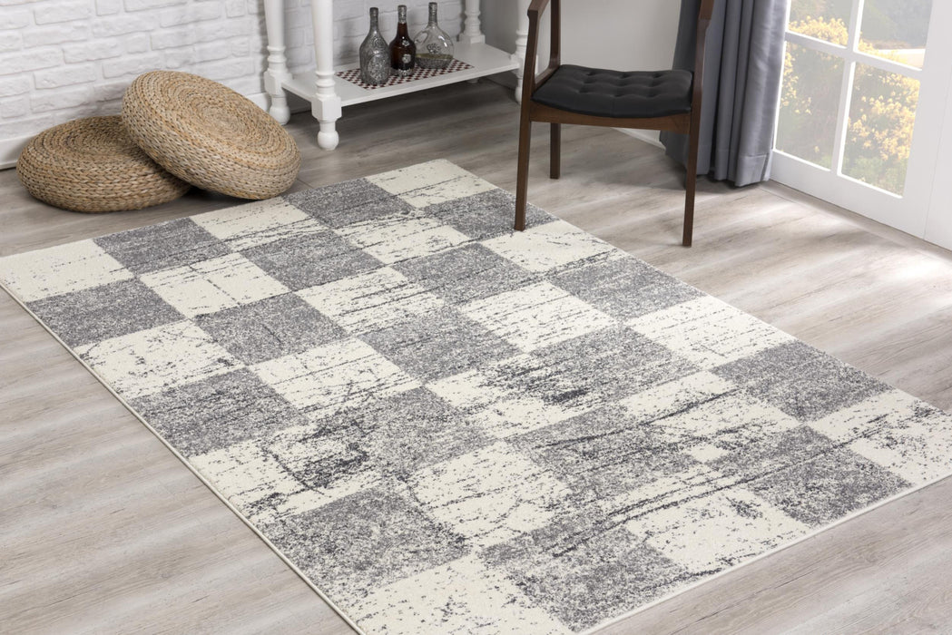 8' X 11' White And Gray Checkered Area Rug