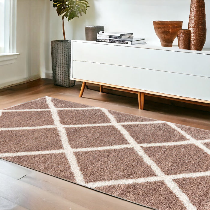 4' X 6' Beige Geometric Area Rug