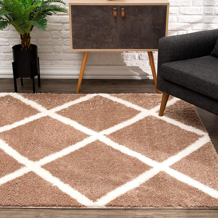 4' X 6' Beige Geometric Area Rug