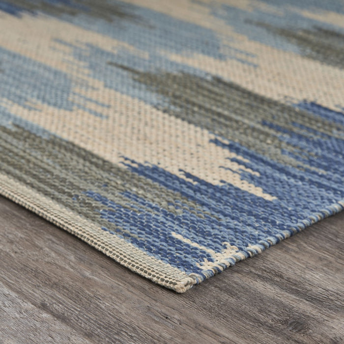 5' X 7' Blue and Cream Ikat Pattern Area Rug