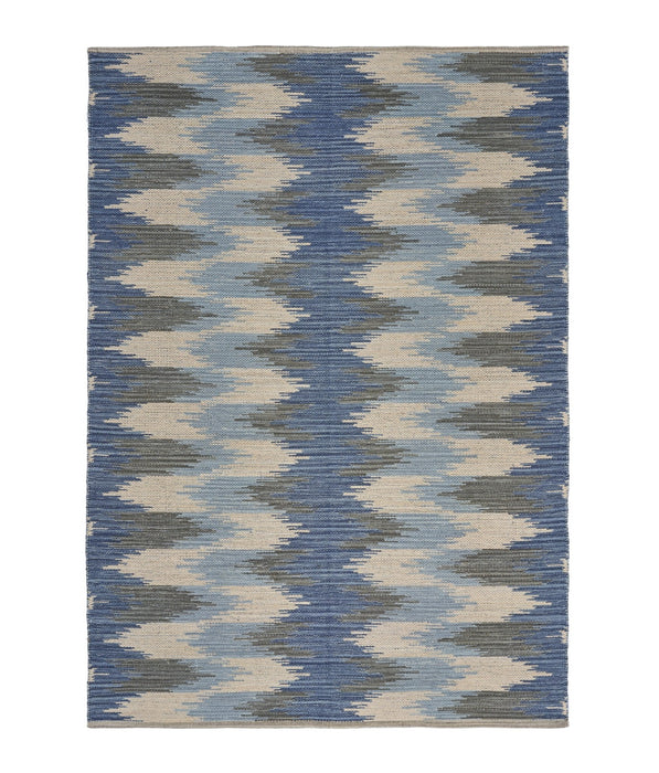 5' X 7' Blue and Cream Ikat Pattern Area Rug