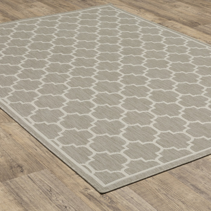 10' X 13' Gray and Ivory Geometric Stain Resistant Indoor Outdoor Area Rug