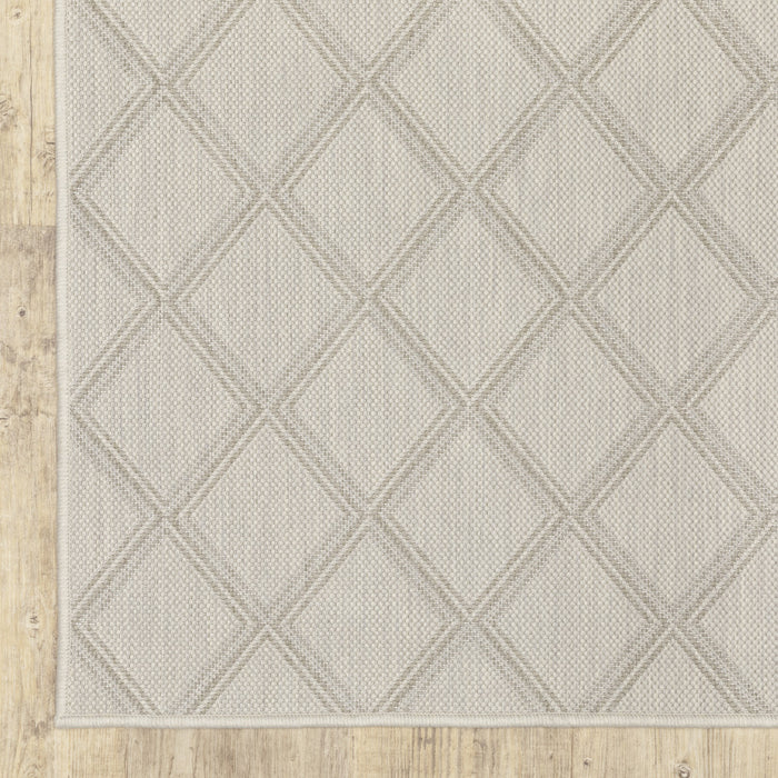 10' X 13' Gray and Ivory Geometric Stain Resistant Indoor Outdoor Area Rug