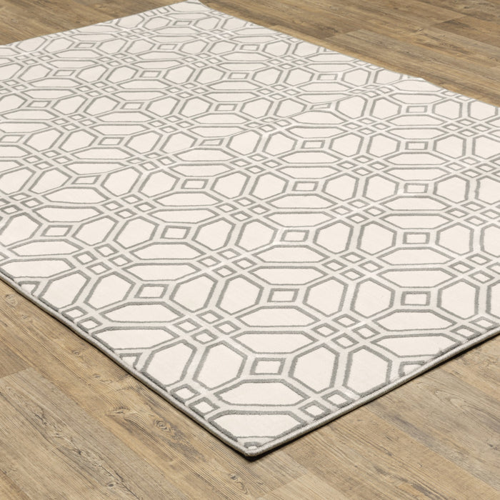 5' X 8' Ivory And Grey Geometric Power Loom Stain Resistant Area Rug