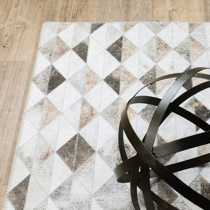 8' Beige and Ivory Geometric Power Loom Runner Rug