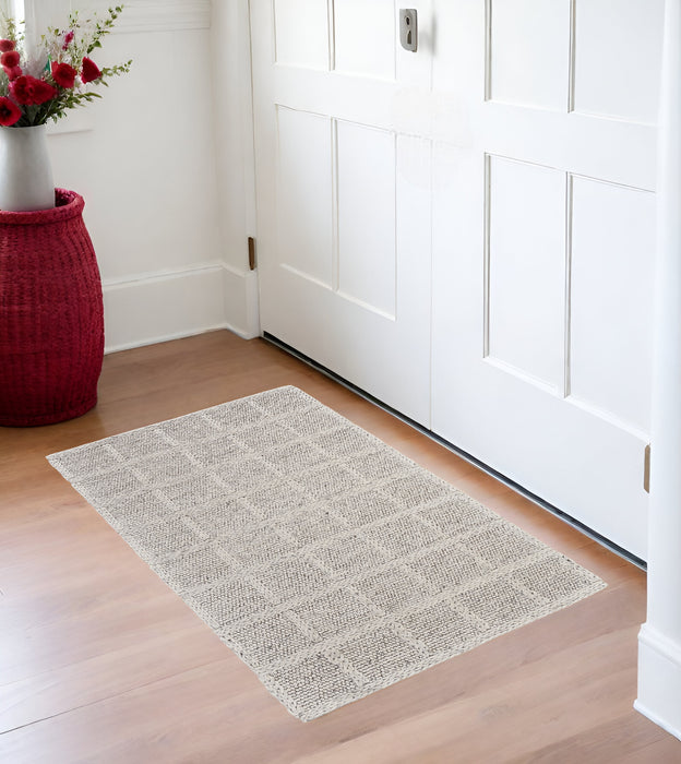 4' X 6' Gray and Ivory Wool Plaid Hand Woven Area Rug