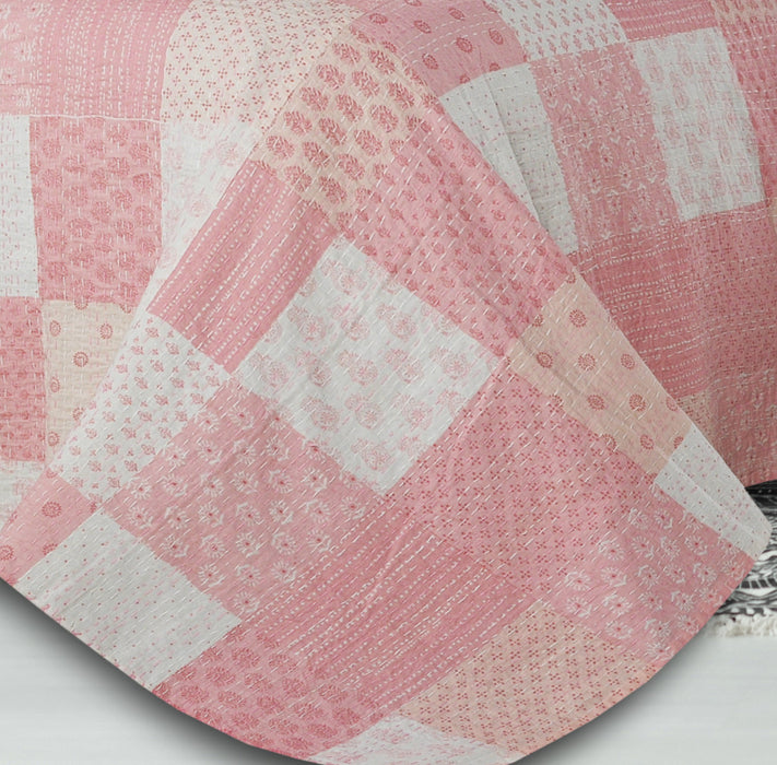 Pink Knitted Cotton Geometric Throw