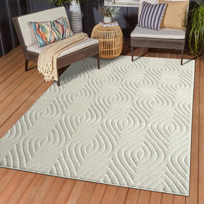 5' X 7' Ivory Trellis Area Rug