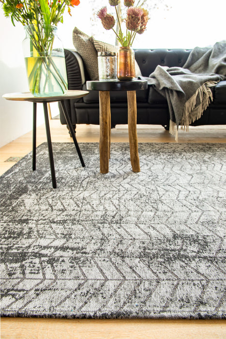 10' Black and Gray Chevron Non Skid Area Rug