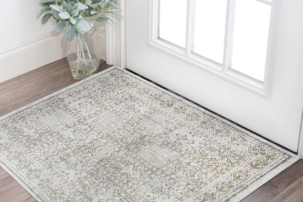 2' X 3' Ivory Oriental Distressed Area Rug With Fringe