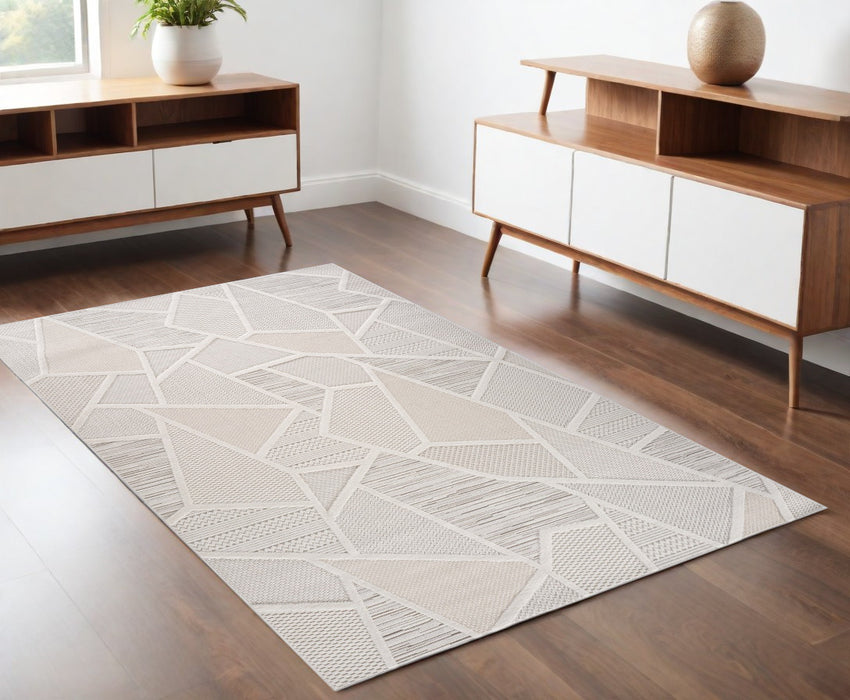 4' X 6' Cream and Beige Geometric Distressed Area Rug