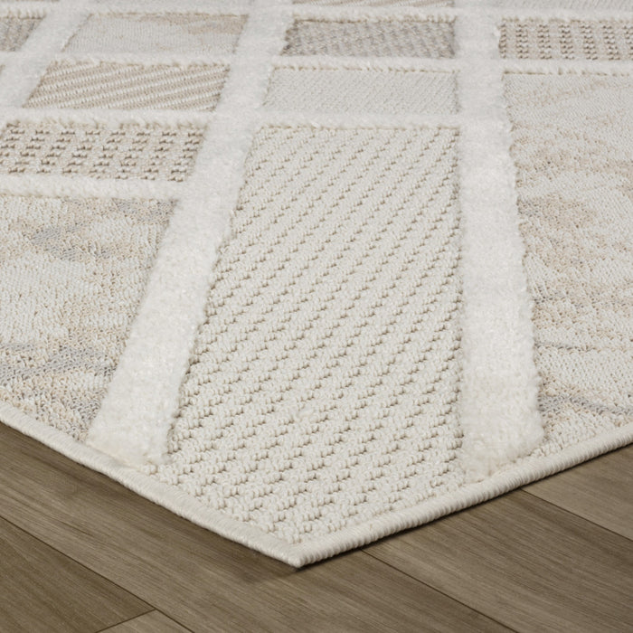 4' X 6' Cream and Beige Abstract Distressed Area Rug